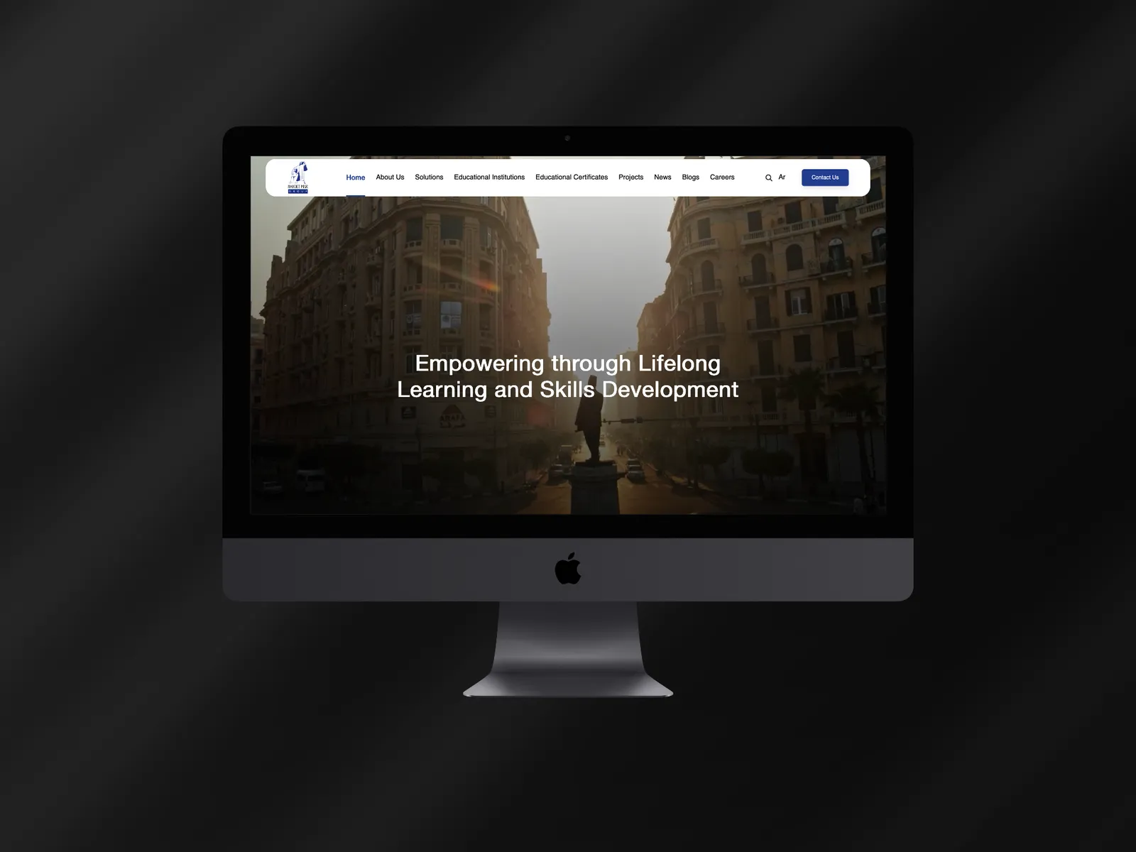 Nahdet Misr, live site on a device mockup